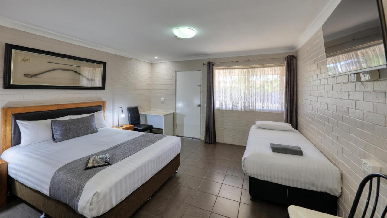 Country Leisure Motor Inn Dubbo Extérieur photo
