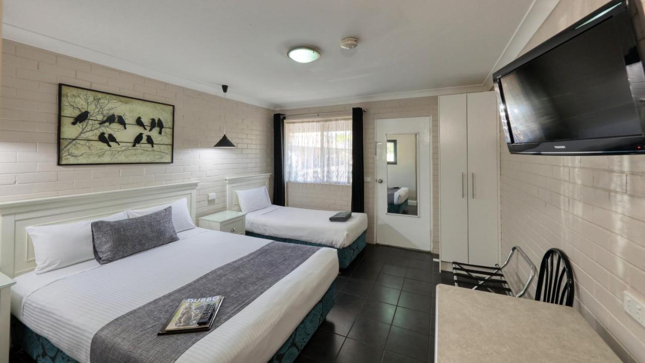 Country Leisure Motor Inn Dubbo Extérieur photo